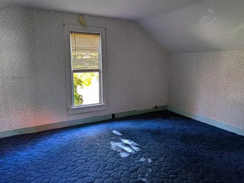 Bedroom - 6651 Berrien, Eau Claire, MI 49111 photo 2 of 4