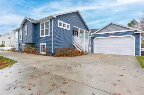 Other - 453 Summer Grv #23, Douglas, MI 49406 photo 8 of 10