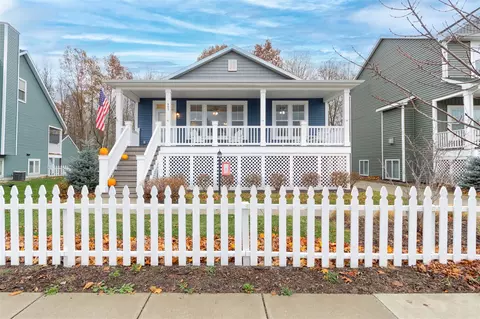453 Summer Grv #23, Douglas, MI 49406