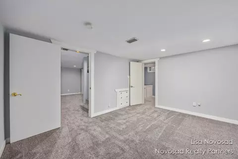 91 Carl, Ada, MI 49301 photo 23