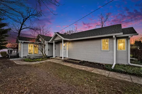 58159 Hill, Lawrence, MI 49064