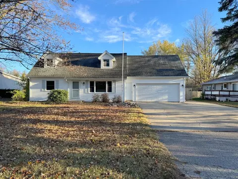 563 Pineview, Holland, MI 49424