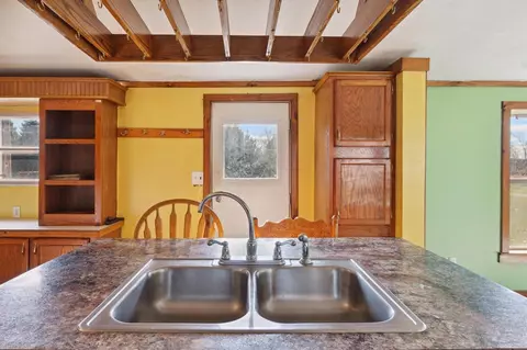 11230 E Pakes, Crystal, MI 48818 photo 13