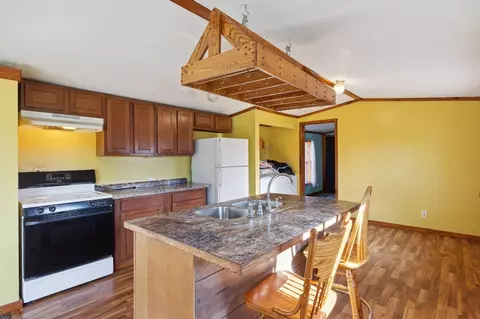 11230 E Pakes, Crystal, MI 48818 photo 11
