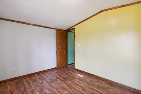 11230 E Pakes, Crystal, MI 48818 photo 29