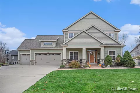 2110 Conifer Rdg, Byron Center, MI 49315