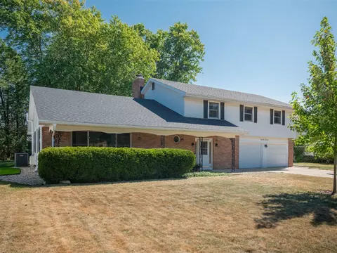 6417 Trotwood, Portage, MI 49024