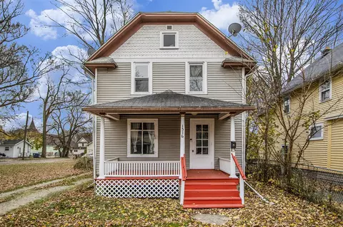 1516 Fairbanks, Kalamazoo, MI 49048