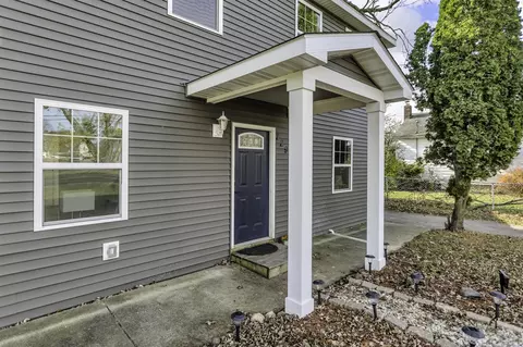 729 Andrew, Jackson, MI 49202 photo 4