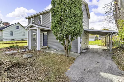 729 Andrew, Jackson, MI 49202 photo 2
