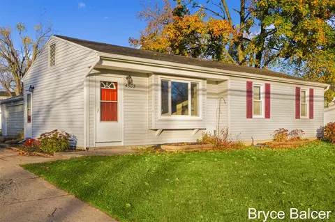 4505 Westgate, Comstock Park, MI 49321
