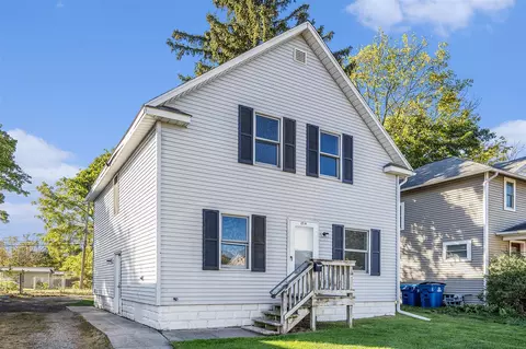 1718 Egleston, Kalamazoo, MI 49001