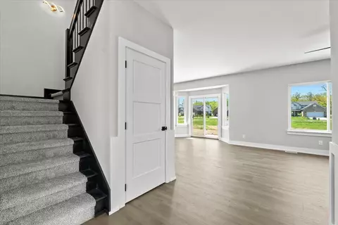 36135 Parkdale #5, Livonia, MI 48150