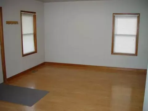 170 Walcott, Jackson, MI 49203 photo 3
