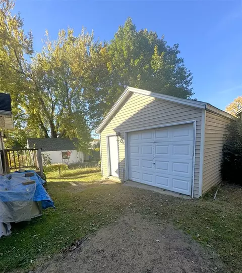 170 Walcott, Jackson, MI 49203 photo 25