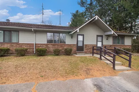 23320 N Dixboro, South Lyon, MI 48178
