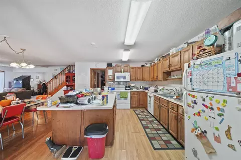 Kitchen - 225 E Main, Spring Arbor, MI 49283 photo 2 of 6