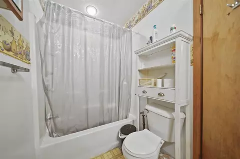 Bath - 225 E Main, Spring Arbor, MI 49283 photo 2 of 5
