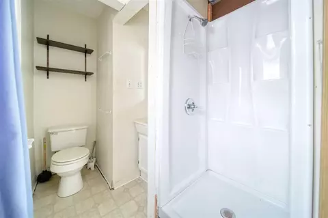Bath - 225 E Main, Spring Arbor, MI 49283 photo 4 of 5