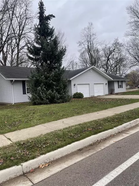 1301 E Congress, Sturgis, MI 49091