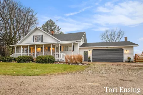 6196 W Sidney, Sidney, MI 48885