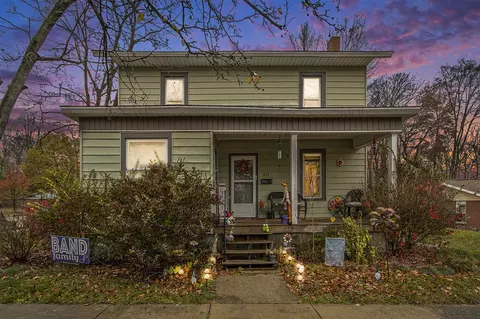 615 Pealer, Three Rivers, MI 49093