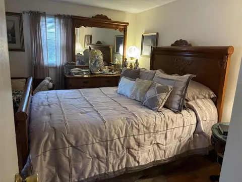 806 Clinton, Marshall, MI 49068 photo 8