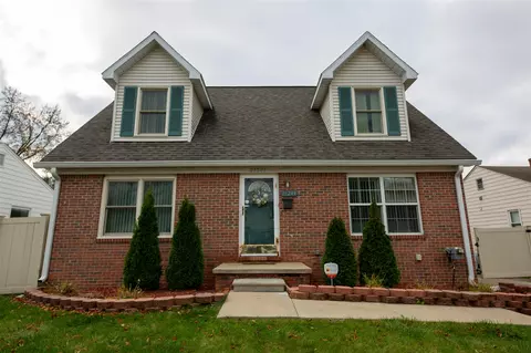 23241 Meadowlark, Oak Park, MI 48237