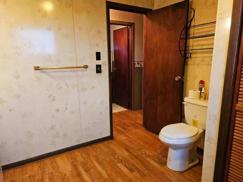 Bath - 8758 E Fillmore, Ithaca, MI 48847 photo 1 of 3