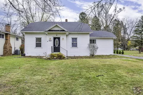 3503 Roosevelt, Jackson, MI 49203