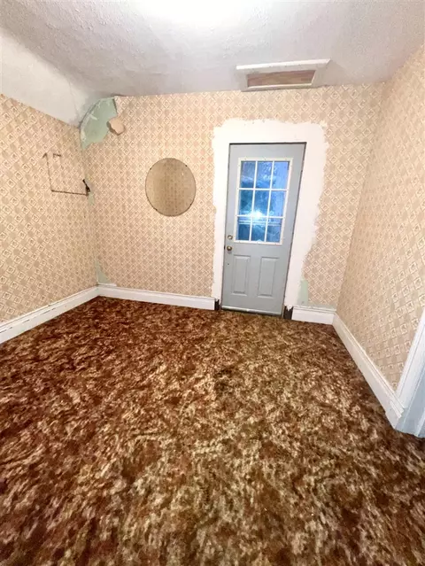 Bedroom - 8 W Post, Newaygo, MI 49337 photo 6 of 7