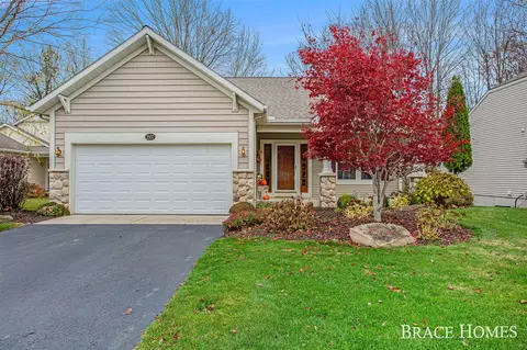 3537 Mill Pt, Grand Rapids, MI 49512