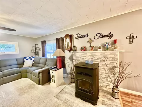 Living - 5376 Circle, Reading, MI 49274 photo 7 of 8