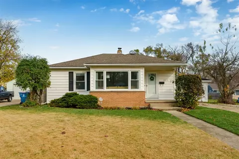 1012 Avondale, Kalamazoo, MI 49048