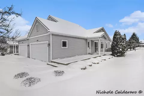608 Wren #12, Middleville, MI 49333