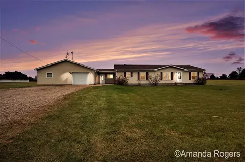 2838 N Maple Hl, Pierson, MI 49339