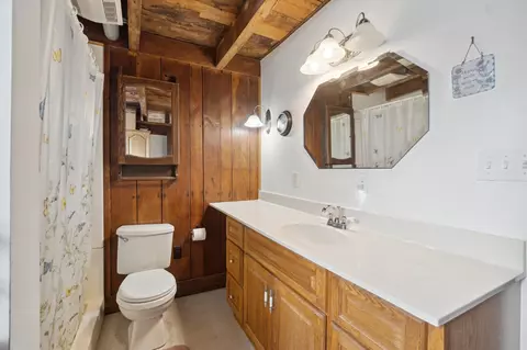 Bath - 9400 Brott Rd, Reading, MI 49274 photo 1 of 2