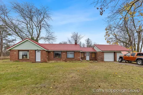 10420 W Herbison, Eagle, MI 48822