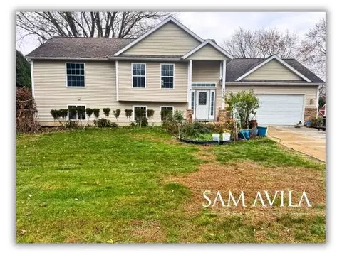 1516 Stuart, Grand Haven, MI 49417