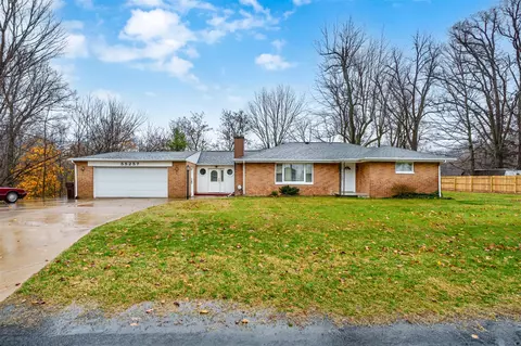 55257 County Road 687, Hartford, MI 49057