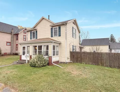 311 Michigan, Dowagiac, MI 49047