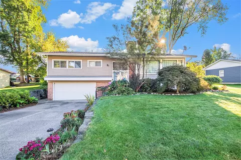 4660 Bonnie, Grand Rapids, MI 49508