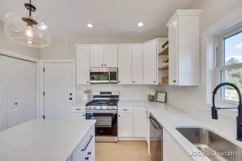 539 Pineview, Belding, MI 48809 photo 33