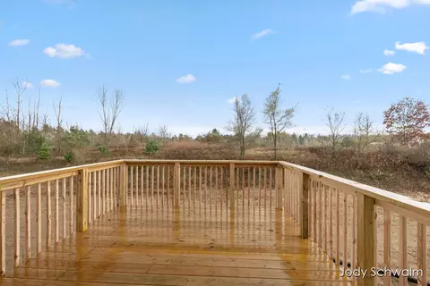 539 Pineview, Belding, MI 48809 photo 18