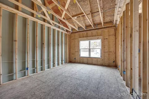 Bedroom - 533 Pineview, Belding, MI 48809 photo 1 of 5