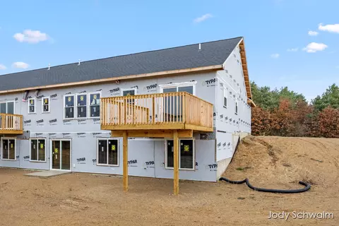 Exterior - 533 Pineview, Belding, MI 48809 photo 4 of 4