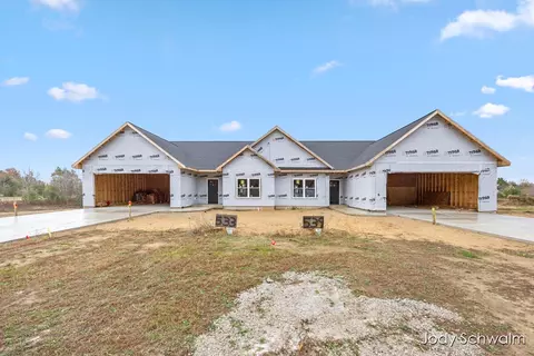 533 Pineview, Belding, MI 48809