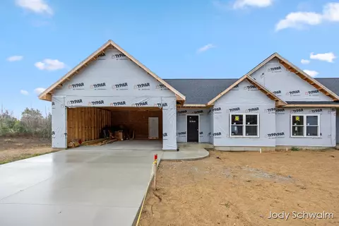 Exterior - 533 Pineview, Belding, MI 48809 photo 3 of 4
