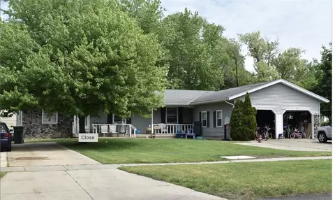 779 56th, Kentwood, MI 49548