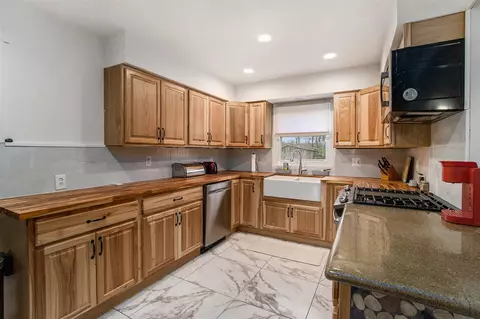 449 8th, Plainwell, MI 49080 photo 14